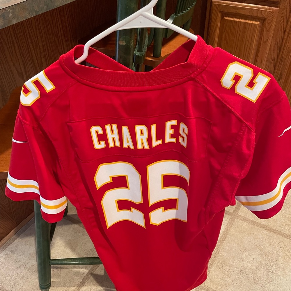 * Kansas City chiefs Jamaal Charles jersey #25 Nike On Field. Size: Youth XL